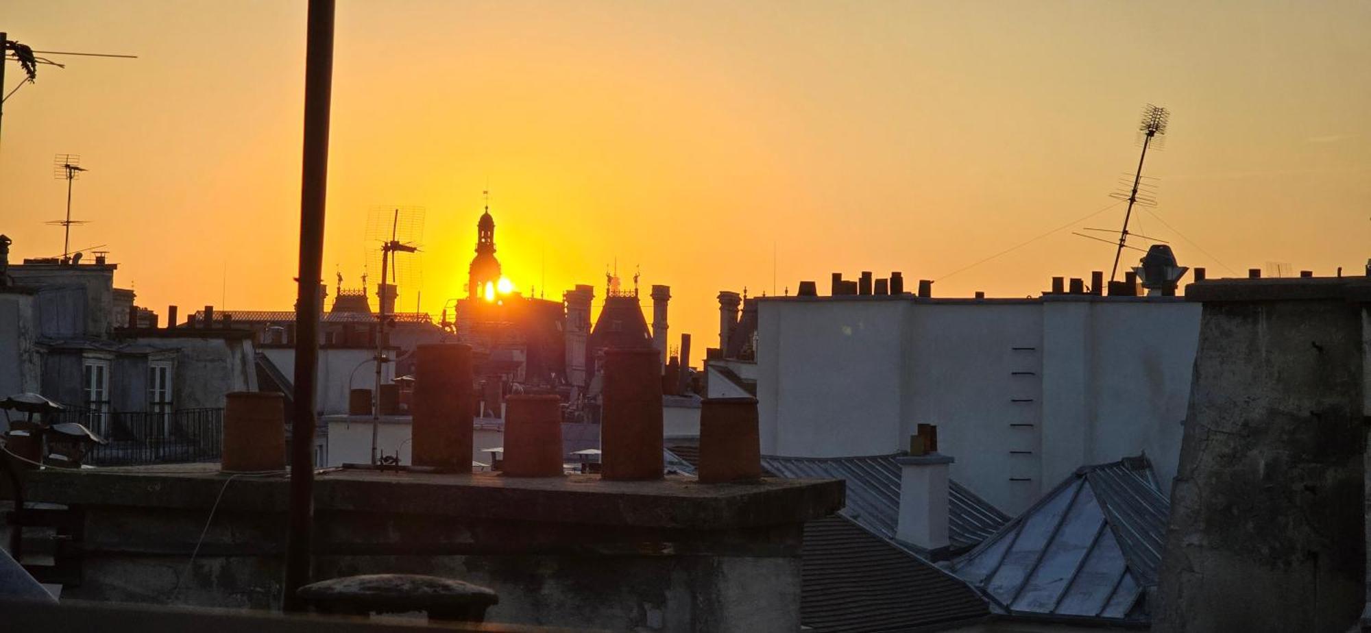 On The Rooftops Of - Marais * Paris
